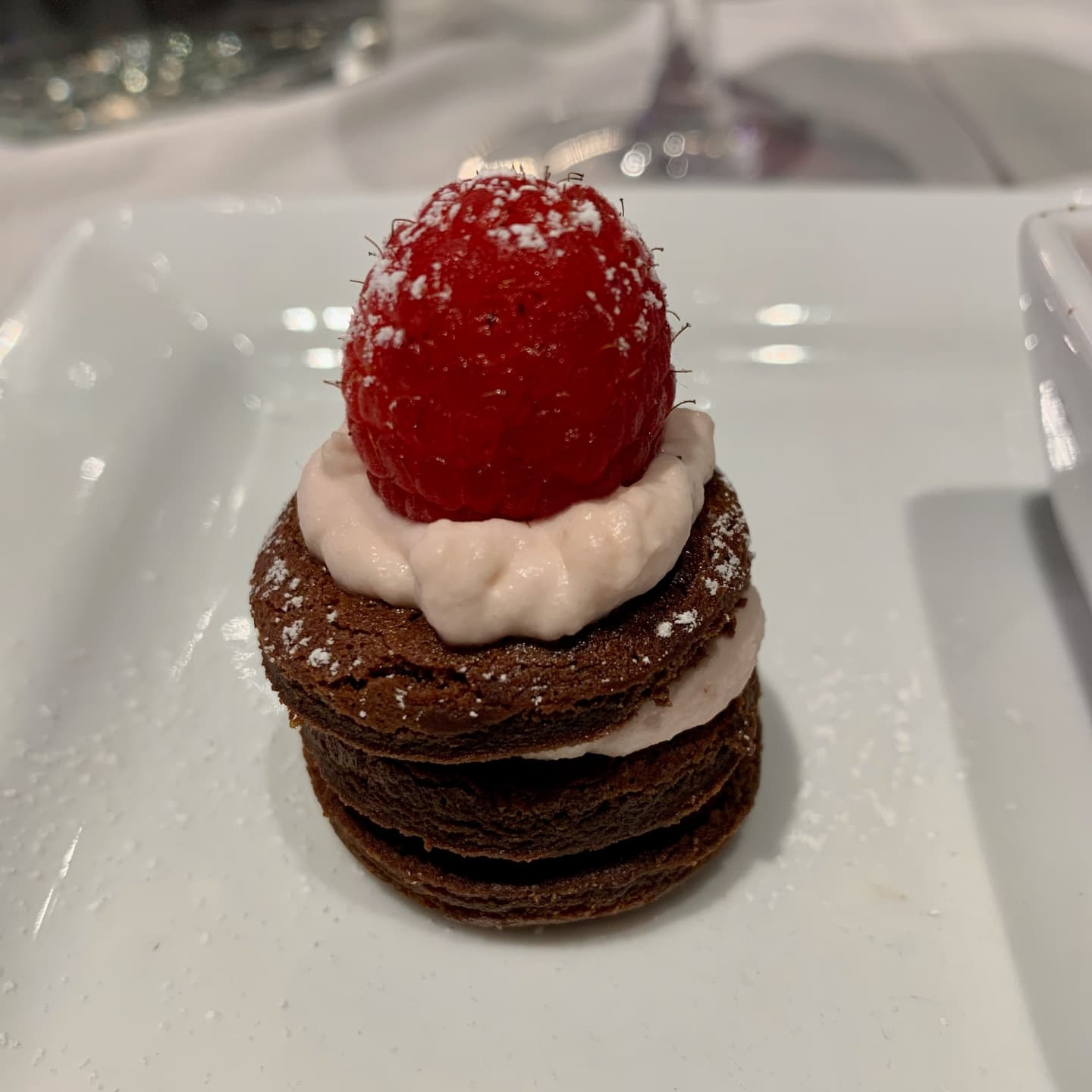 a picture of a chocolate dessert